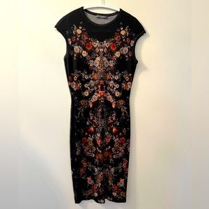 Alexander McQueen Bodycon Floral Midi Dress